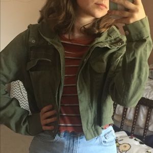 Cropped Army Green Jacket